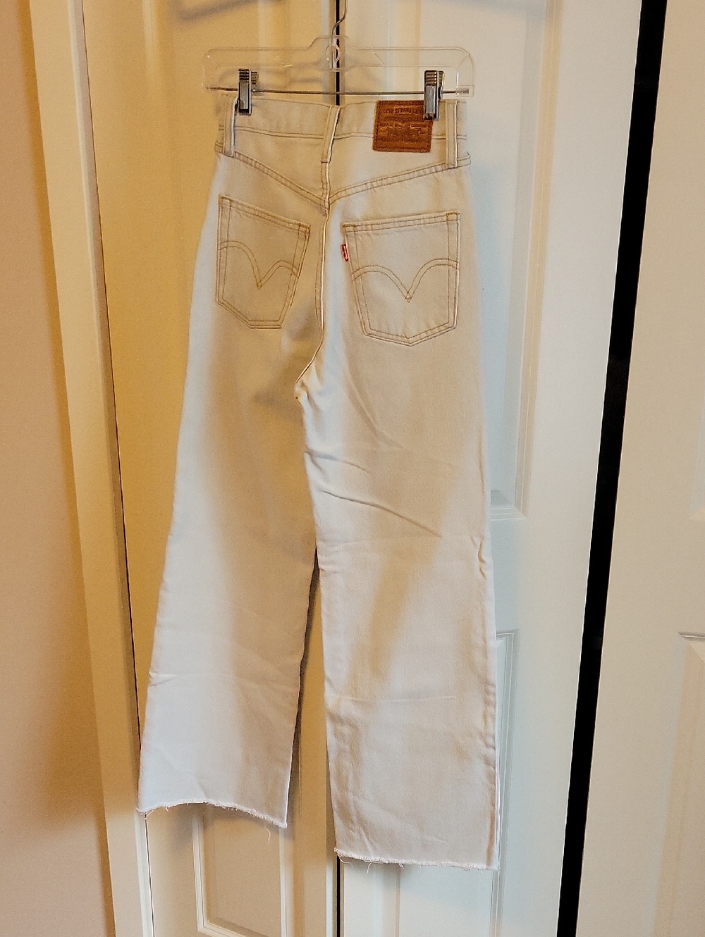 Levis Ribcage Wide Leg - Picture 3 of 4
